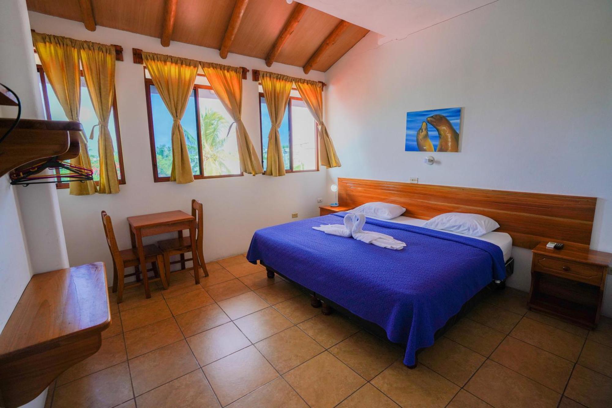 Galapagos Verde Azul Puerto Ayora  Zewnętrze zdjęcie