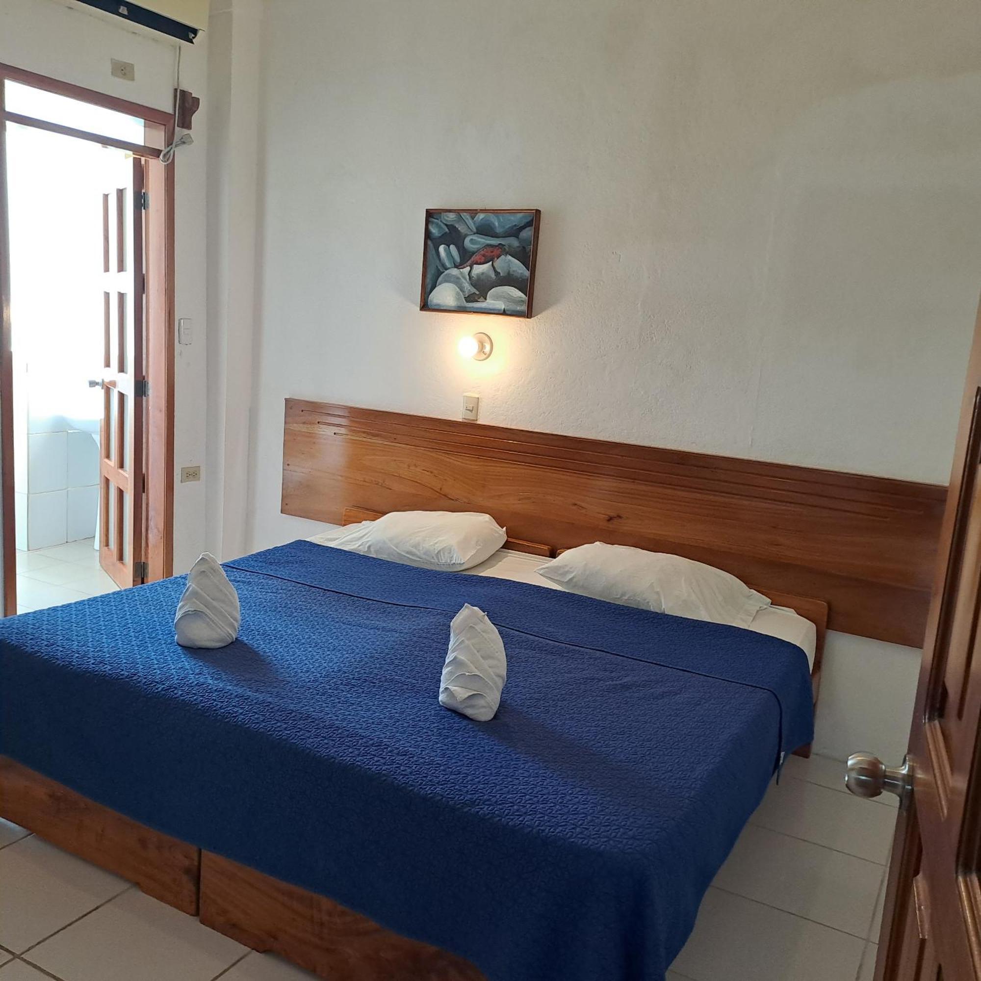 Galapagos Verde Azul Puerto Ayora  Zewnętrze zdjęcie